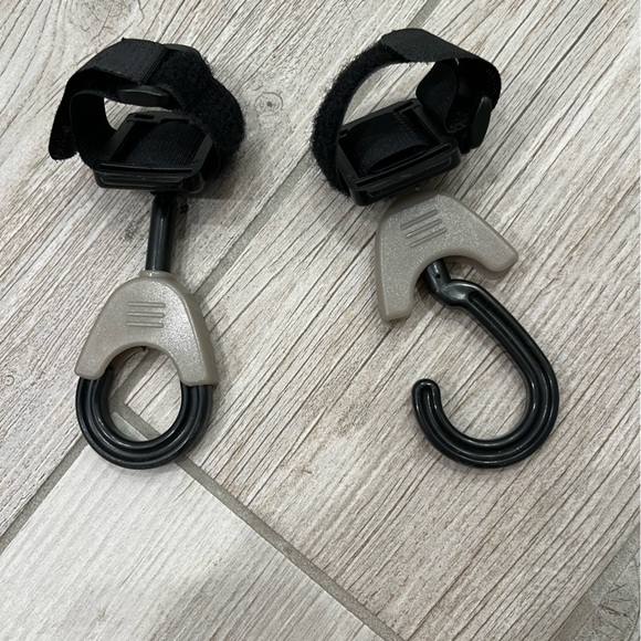 Universal Baby Stroller Hooks for Shopping Bags, Diaper Bag, Purse Set of 2 - Picture 1 of 3